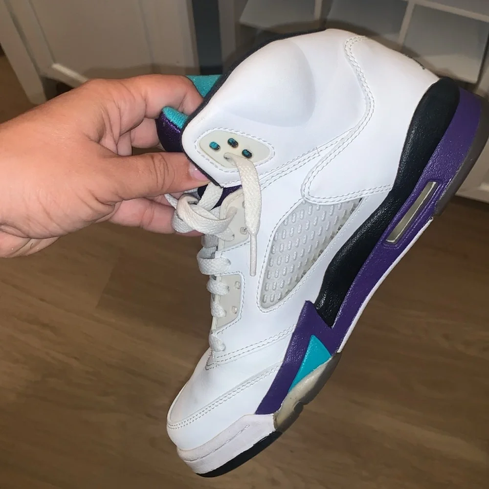 🎉SOLD🥰 Air Jordan 5 retro dark concord 6y Boys - Picture 5 of 7
